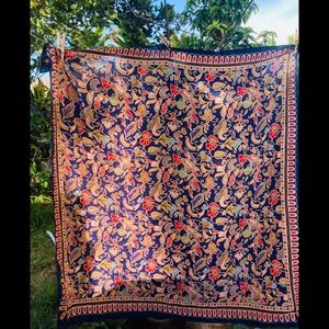 Vintage rare Sinar Pagi large 100% silk scarf